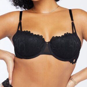 NWT Savage X Fenty Savage Not Sorry Lightly Lined Lace Balconette Bra Black 34DD